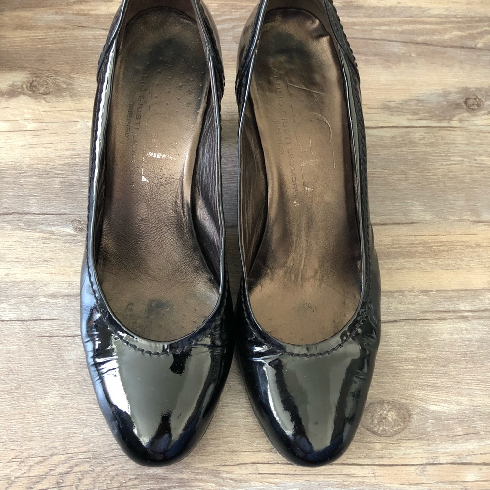 AGL black leather work pumps